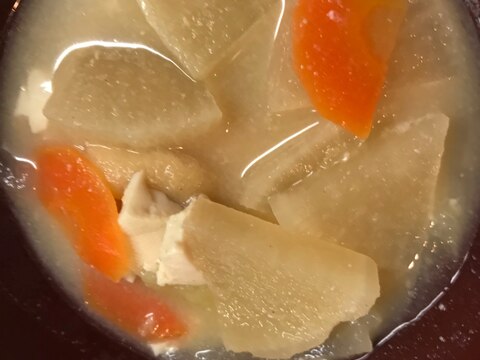 大根人参豆腐油揚げの味噌汁 レシピ 作り方 By Rママ 楽天レシピ 大根人参豆腐油揚げの味噌汁 レシピ 作り方 By Rママ 楽天レシピ